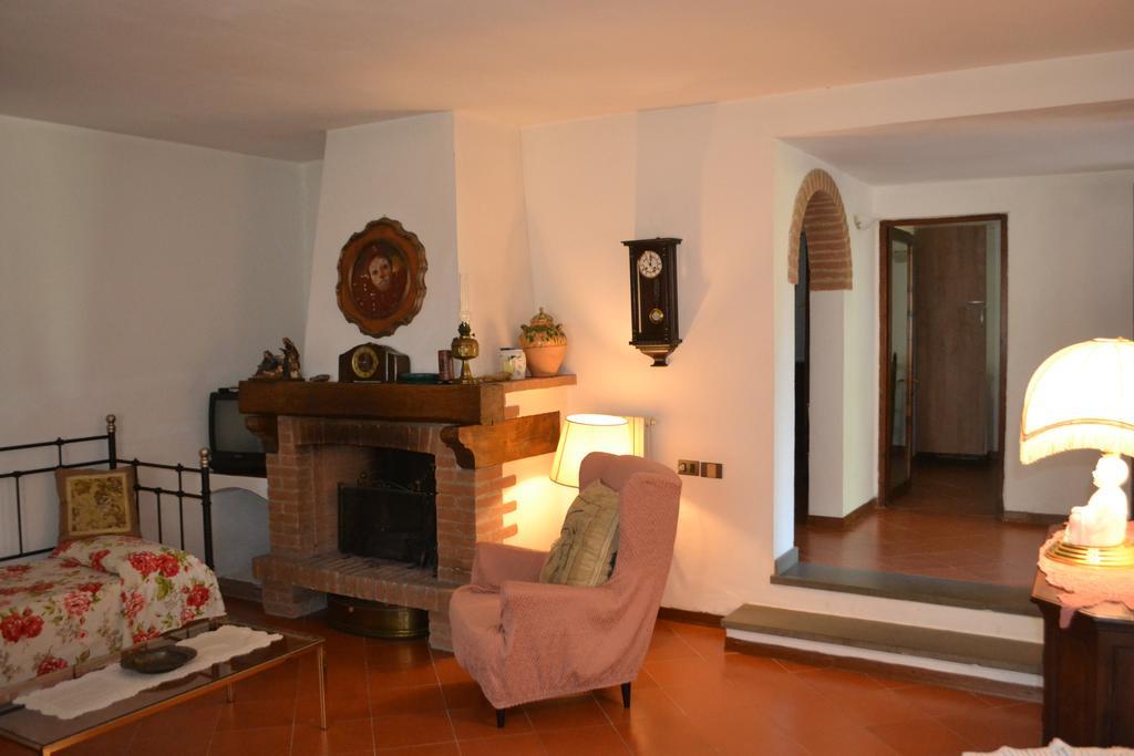 Turignano Apartment 蒙特斯佩尔托利 外观 照片