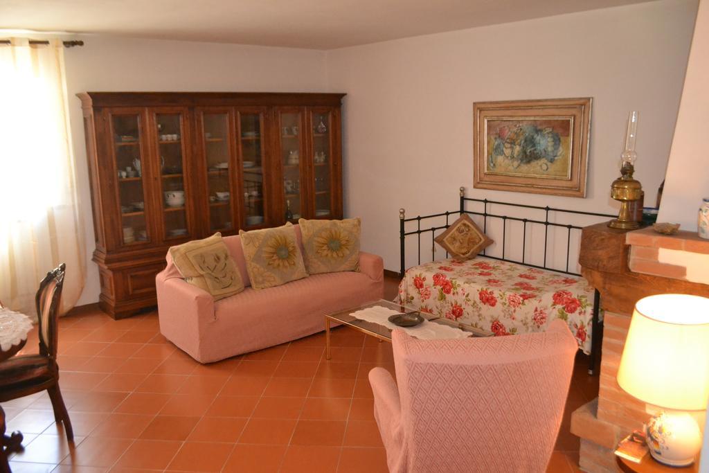 Turignano Apartment 蒙特斯佩尔托利 外观 照片
